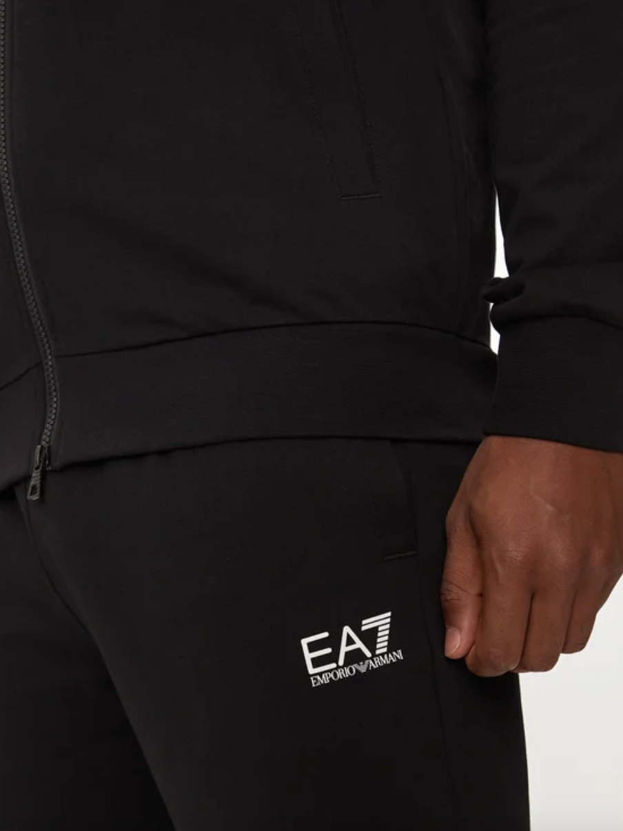 COL::black::3