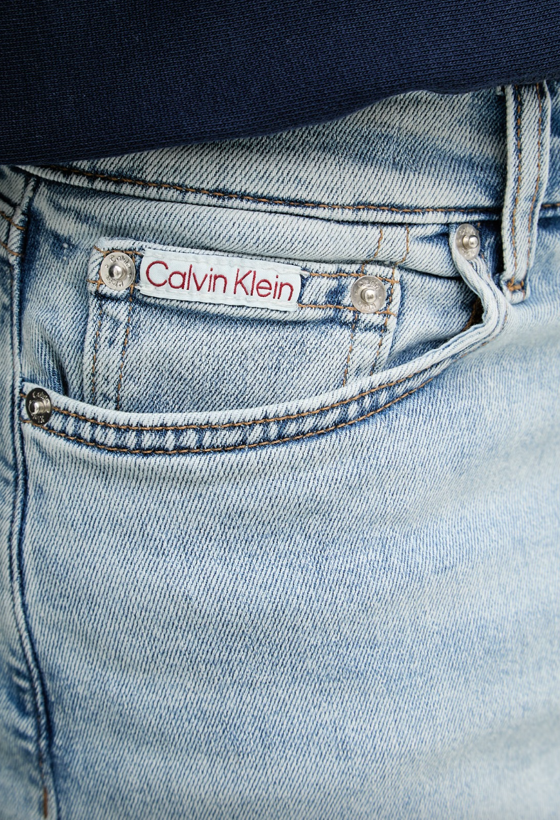 COL::light blue::3