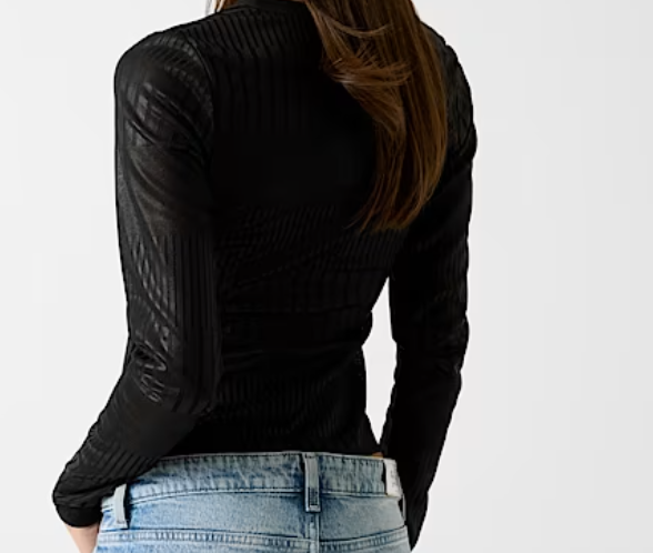 Top in maglia effetto metallizzato