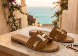 Sandalo Slider con Dettaglio Gold